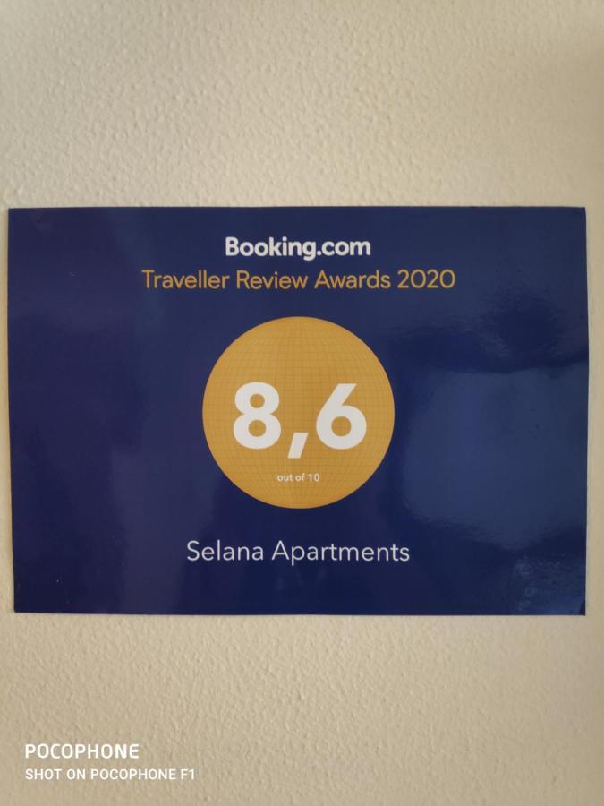 Selana Apartments Mytilíni Esterno foto