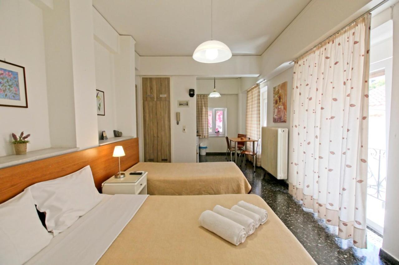 Selana Apartments Mytilíni Esterno foto